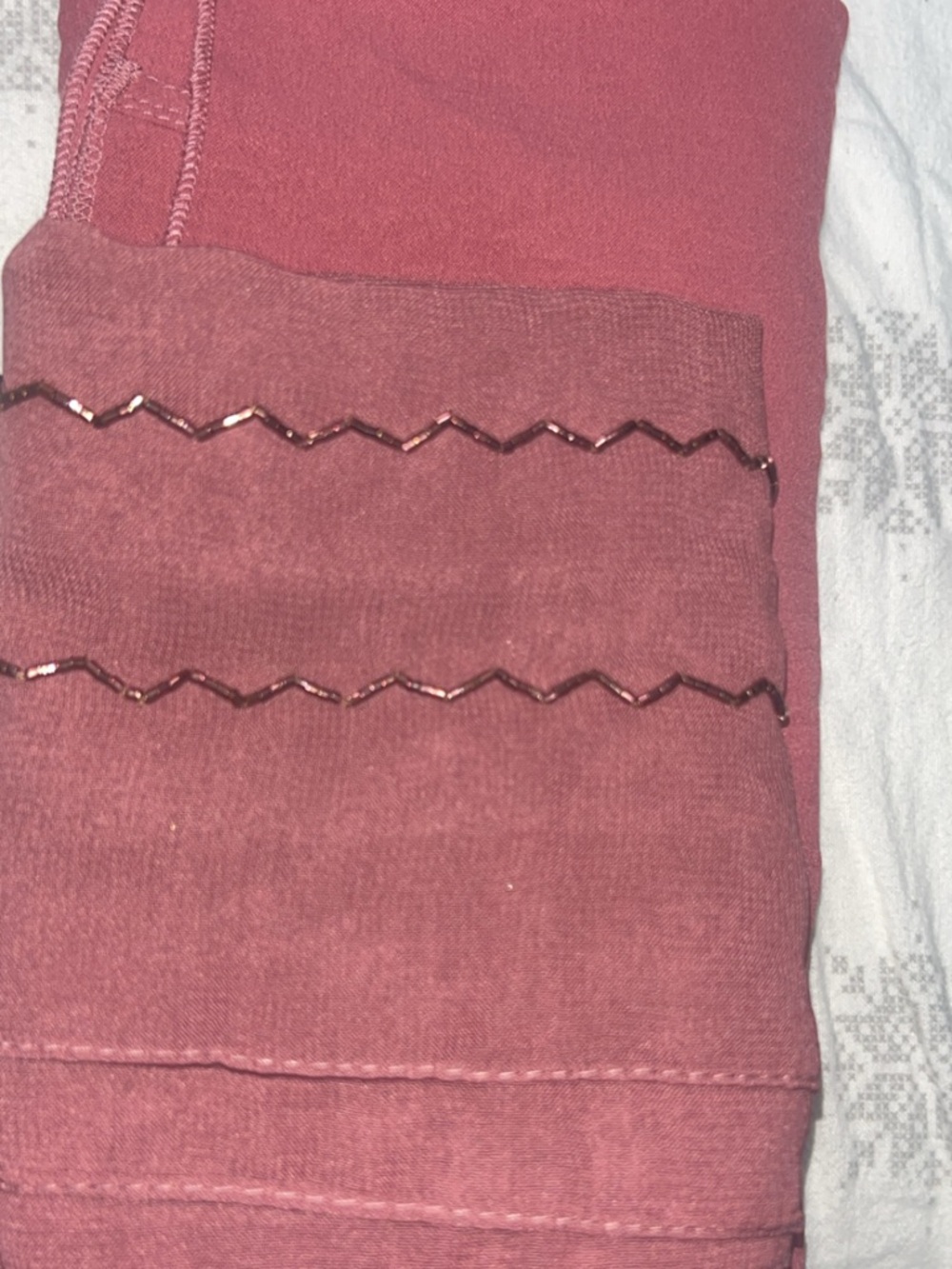 Rose Mauve Long Abaya with Zigzag Stitch Detailing with matching scarf size 58 - Picture 8 of 8